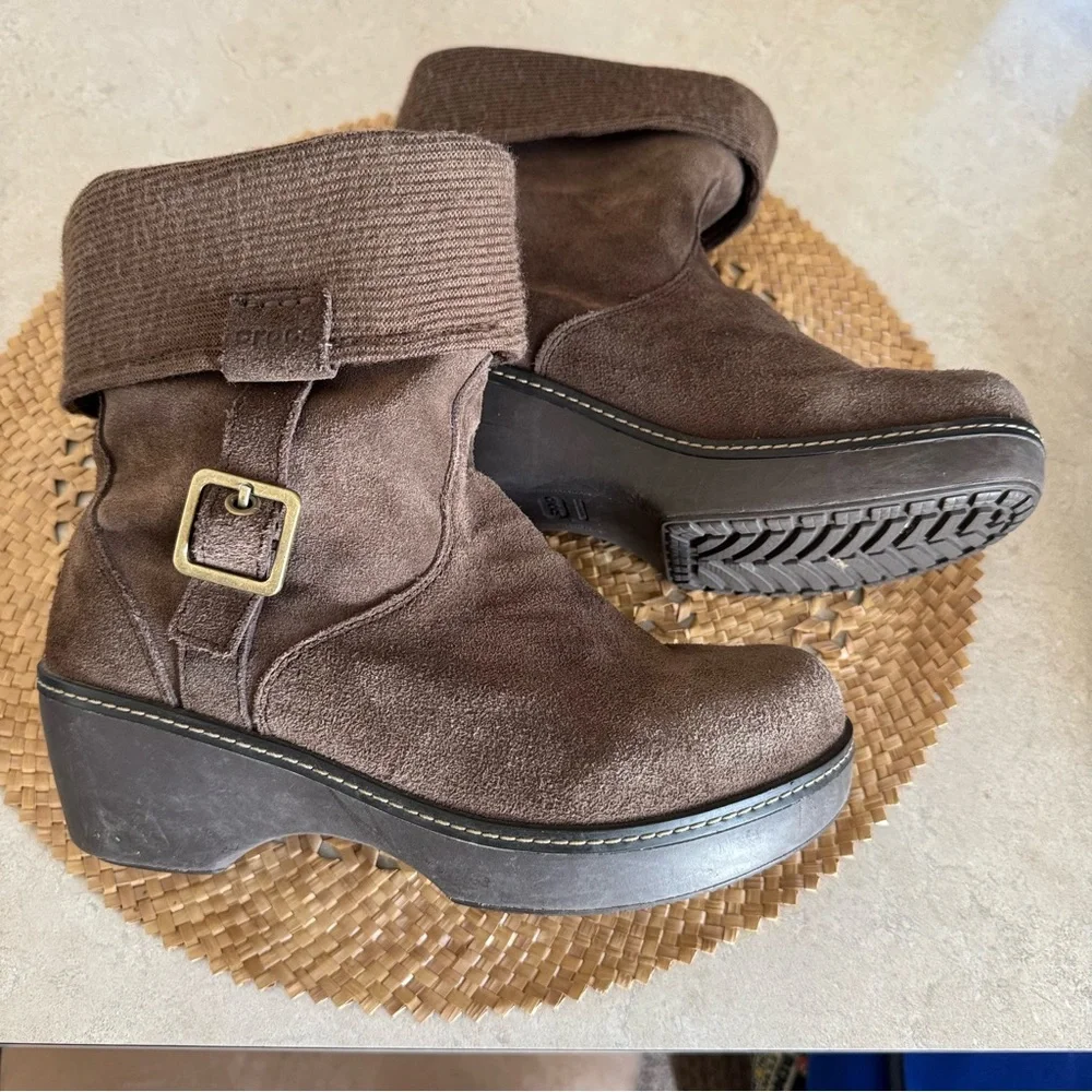 Womens Crocs 11554 Cobbler Brown Leather Suede Fold Over Ankle Boots Size 9 - Picture 4 of 7